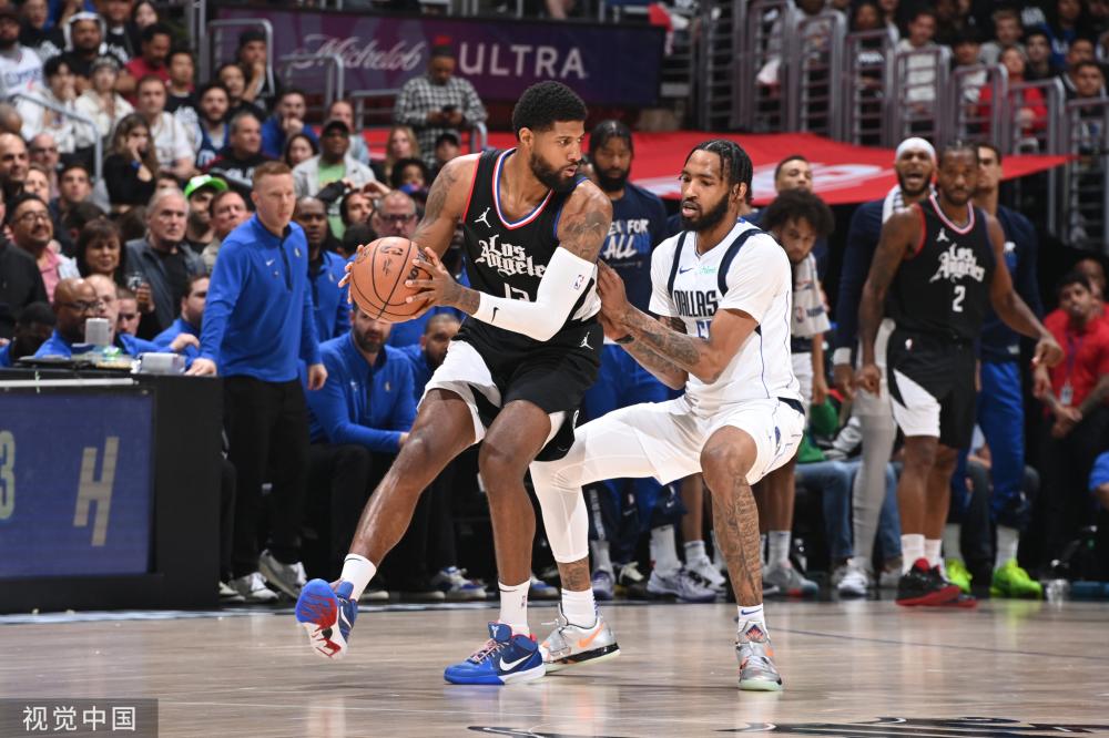 湖人8次罚 湖人8次罚