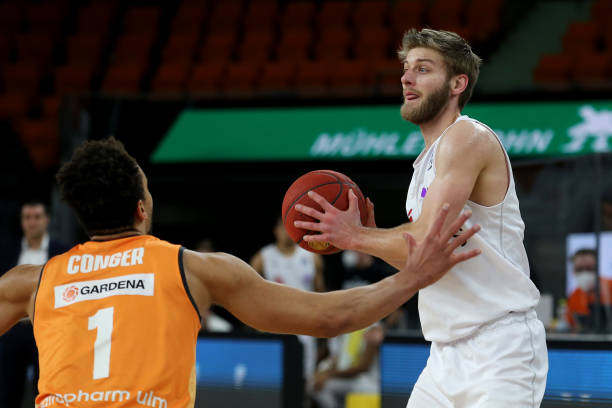 主导比赛 主导比赛